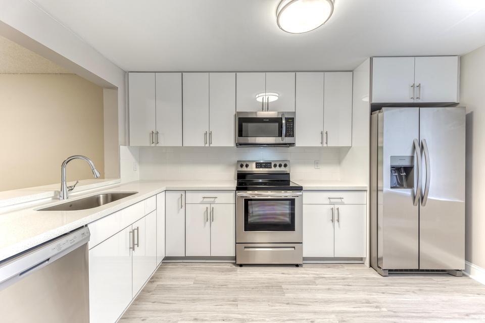 230 SE 10TH Street # 307B — Photo 2