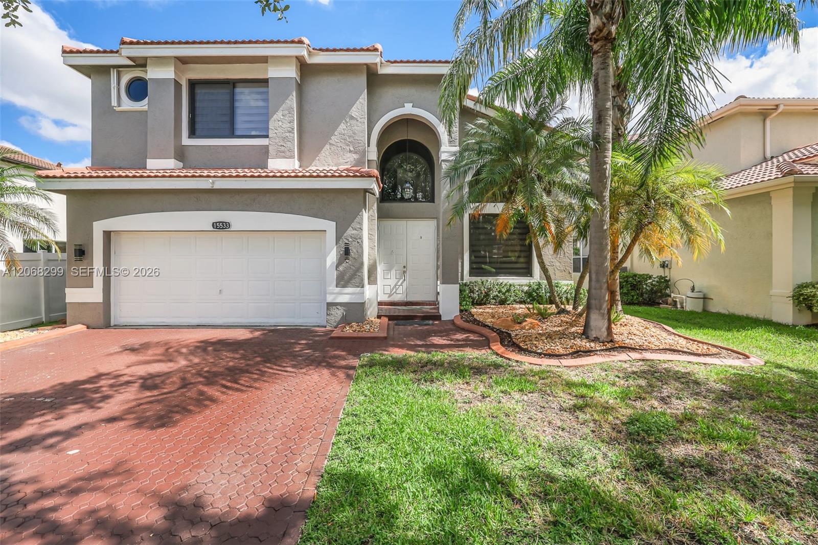 15533 SW 19th St — Photo 3