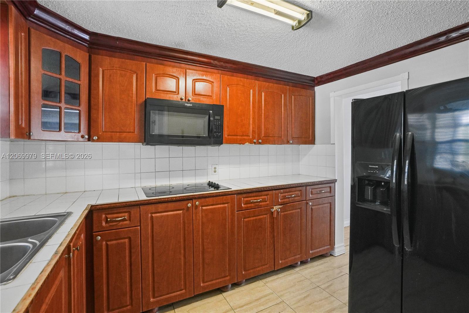 661 N University Dr # 103 — Photo 3