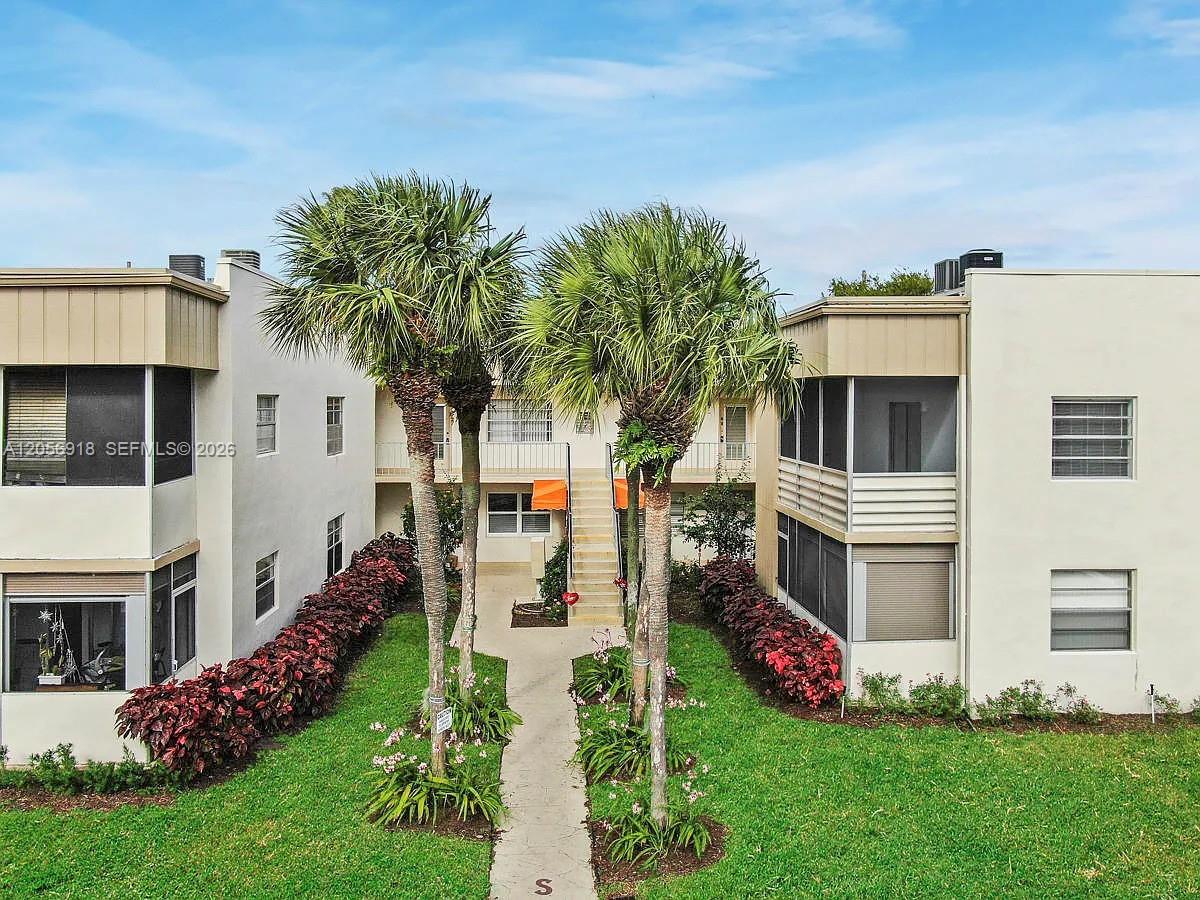 899 Normandy # 899, Delray Beach FL 33484