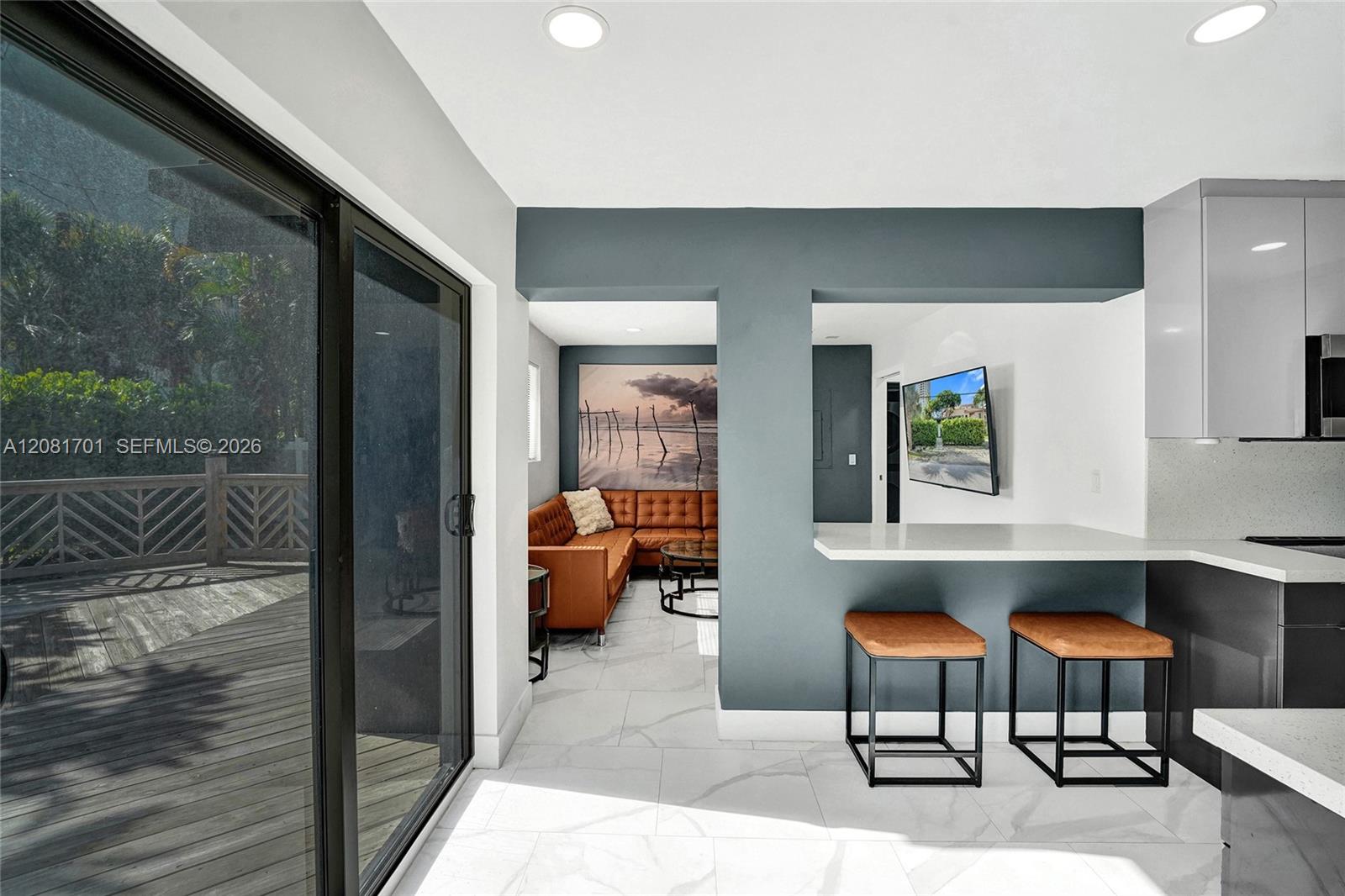 436 SW 4th Ave — Photo 4