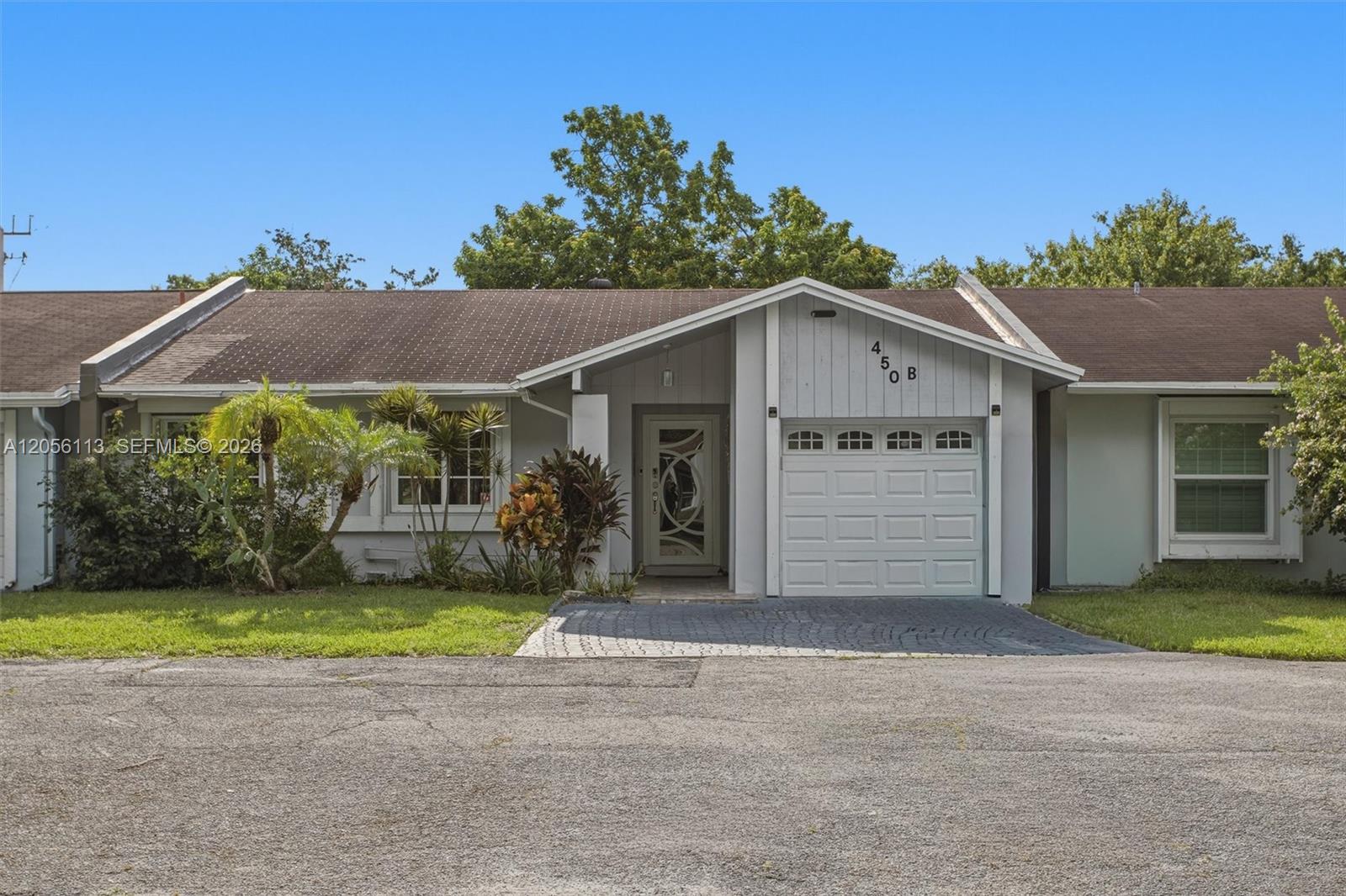 450 E Lakewood Cir E # B, Margate FL 33063