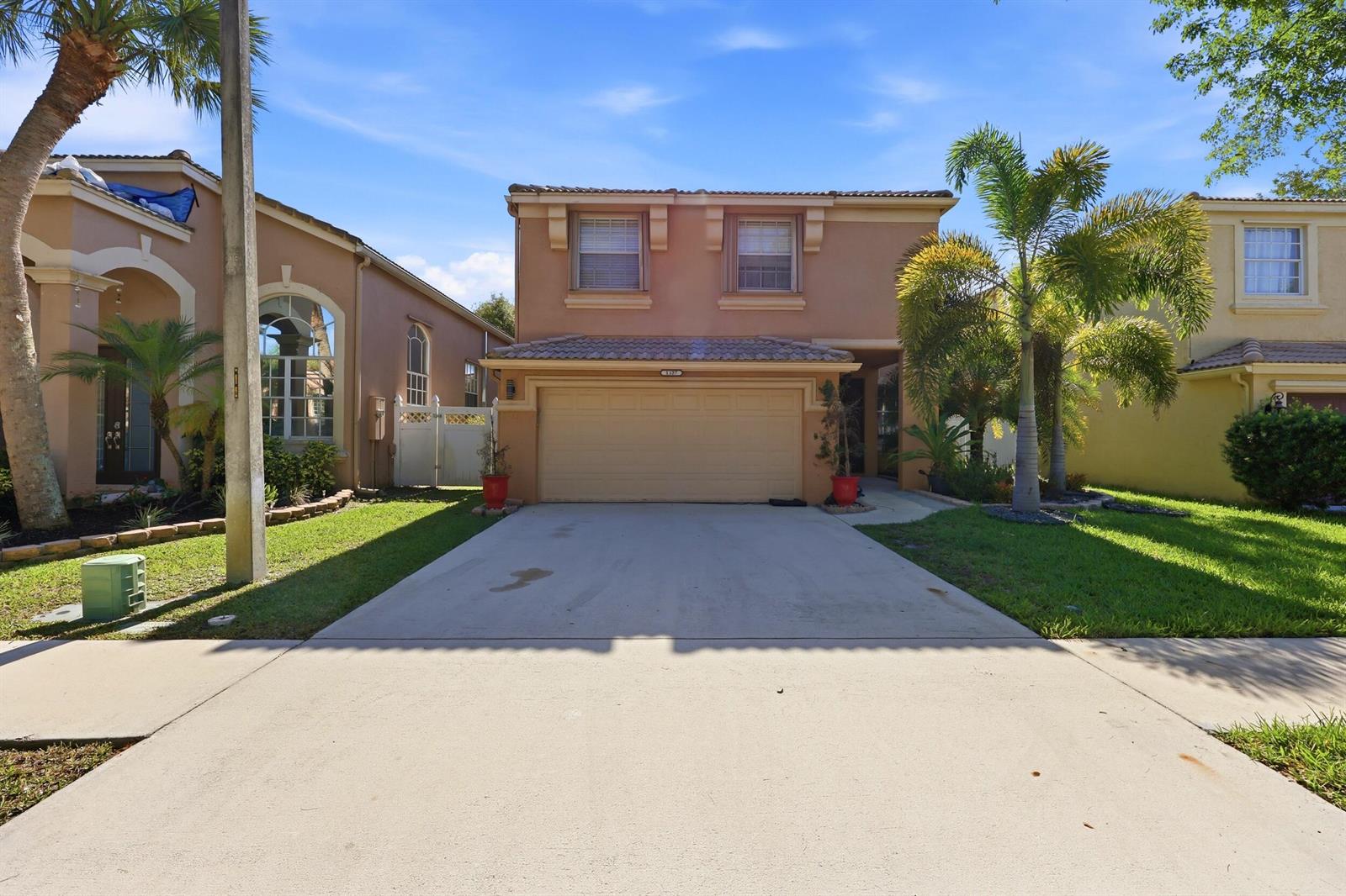 1327 Isleworth Court, Royal Palm Beach FL 33411