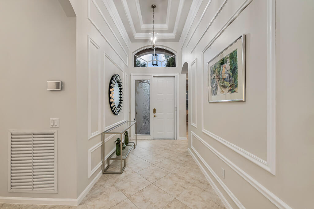 8225 La Jolla Vista Lane — Photo 5