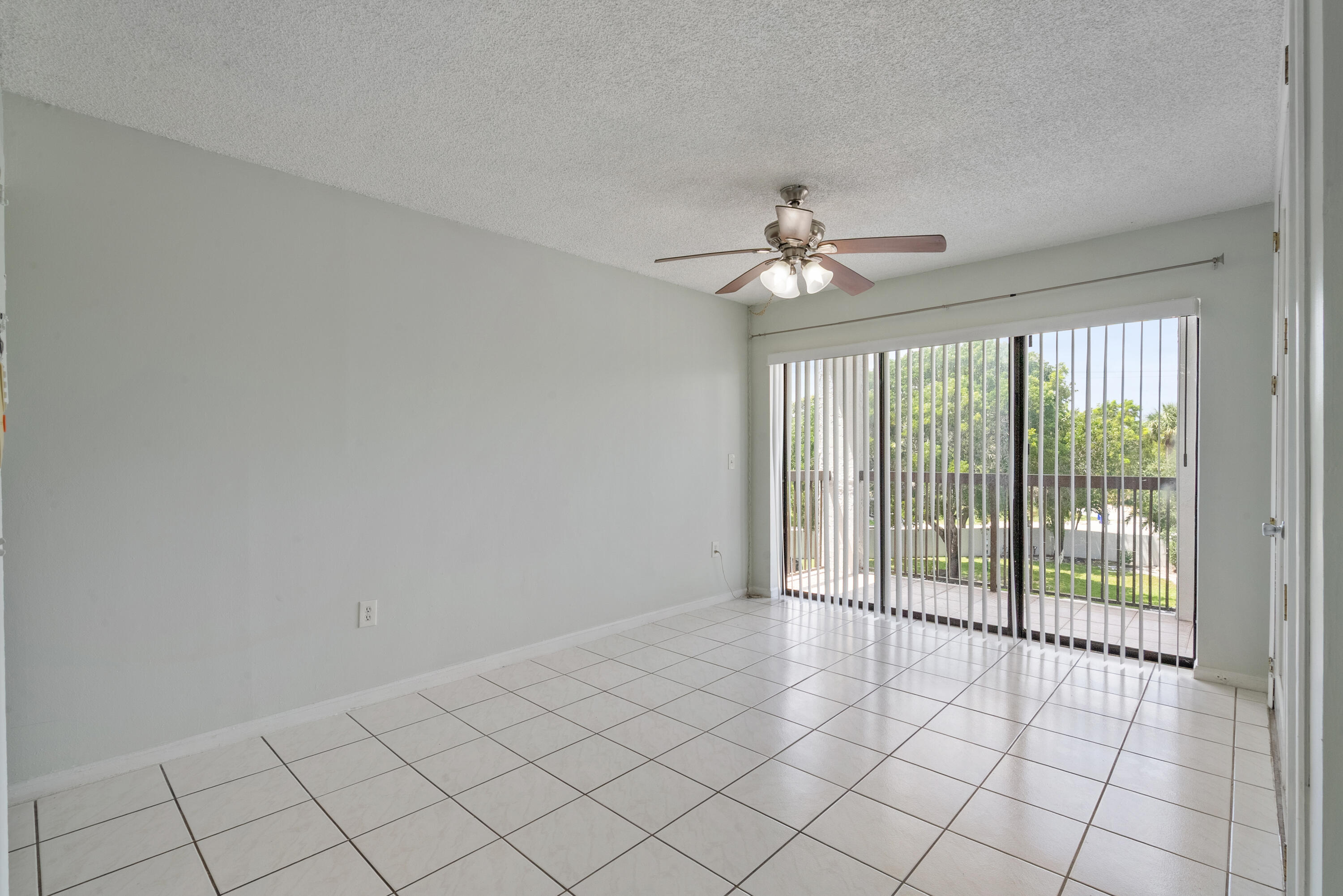 701 NW 19TH Street # 306 — Photo 3