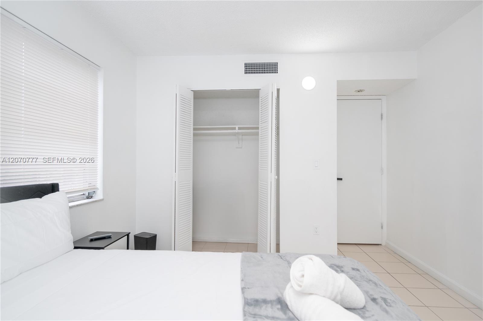 500 NE 26th St # 2C — Photo 2