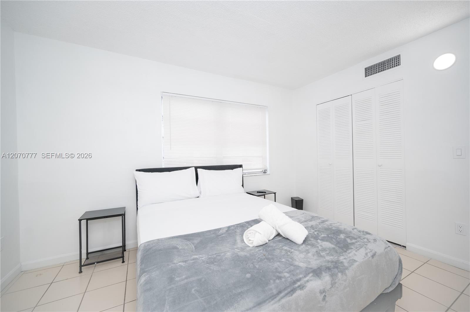 500 NE 26th St # 2C — Photo 4