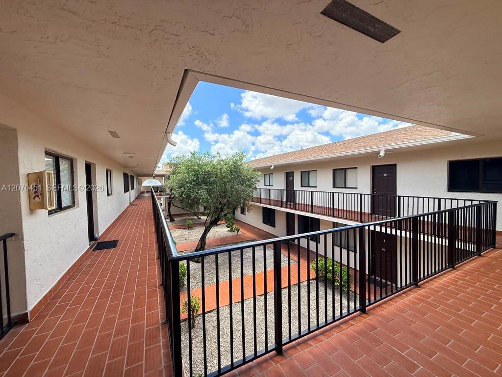 6278 W 22nd Ct # 14, Hialeah FL 33016