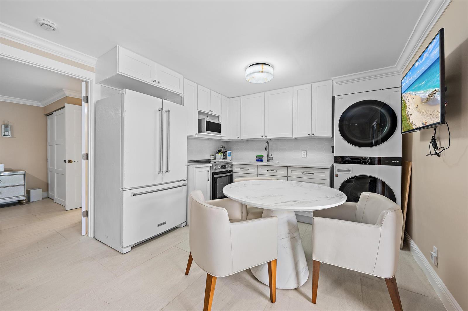447 27th St-3