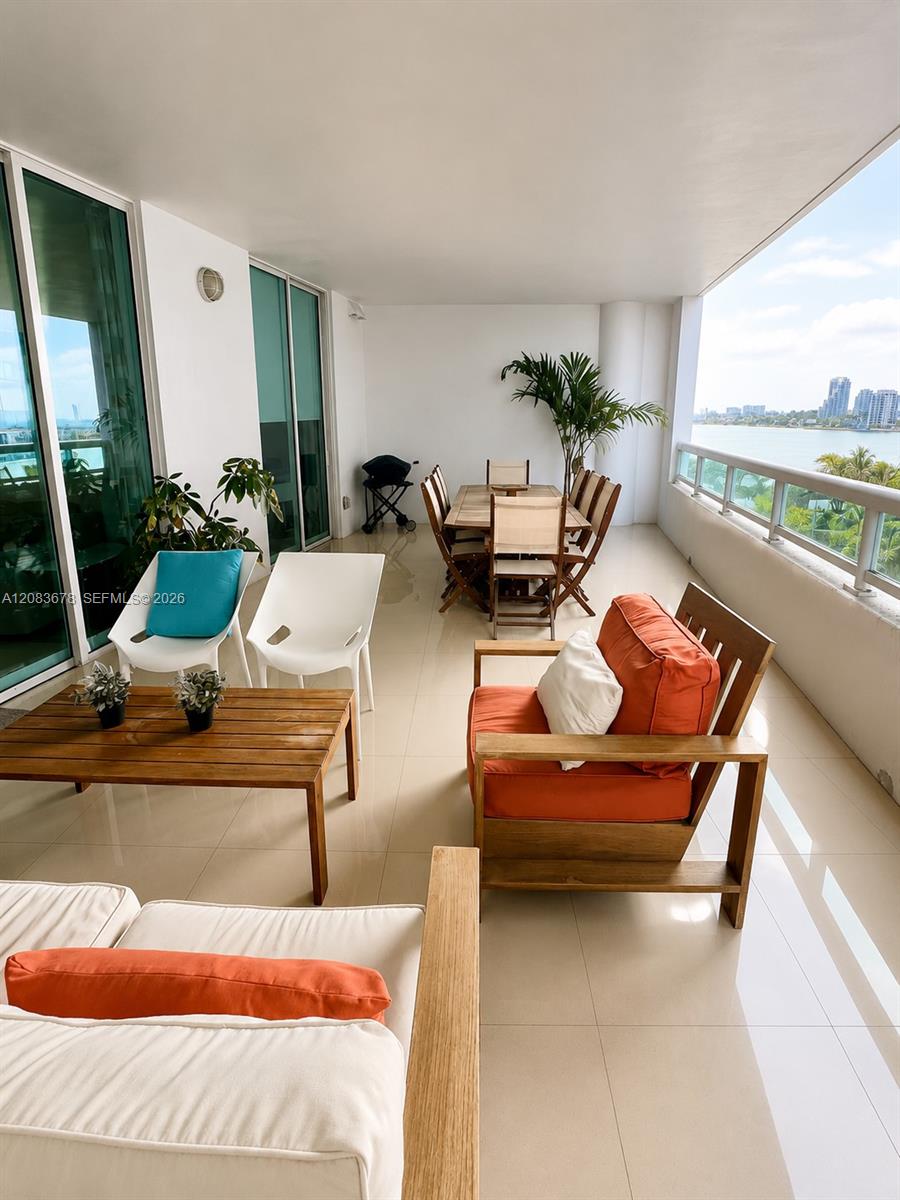 1800 N Bayshore Dr # 612 — Photo 4