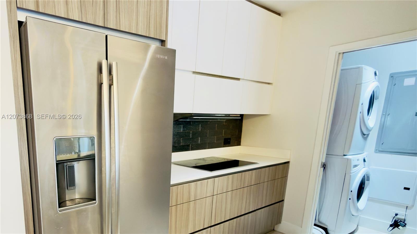 600 NE 27th St # 604 — Photo 3