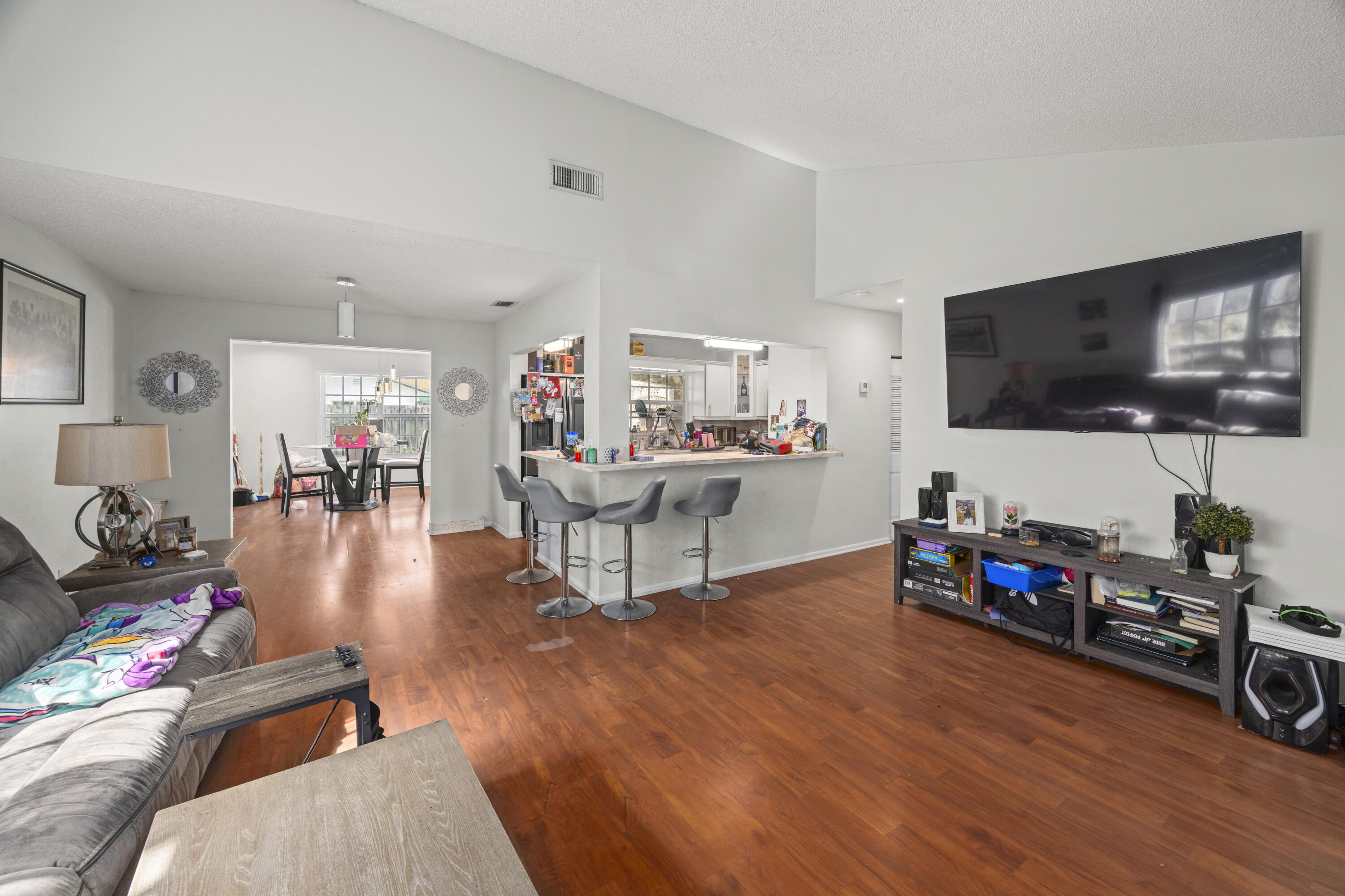 10975 NW 27th Place — Photo 5