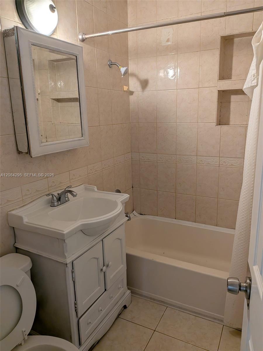 2455 Fillmore St # 1 — Photo 3