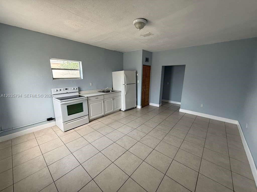 2014 Funston St # C, Hollywood FL 33020