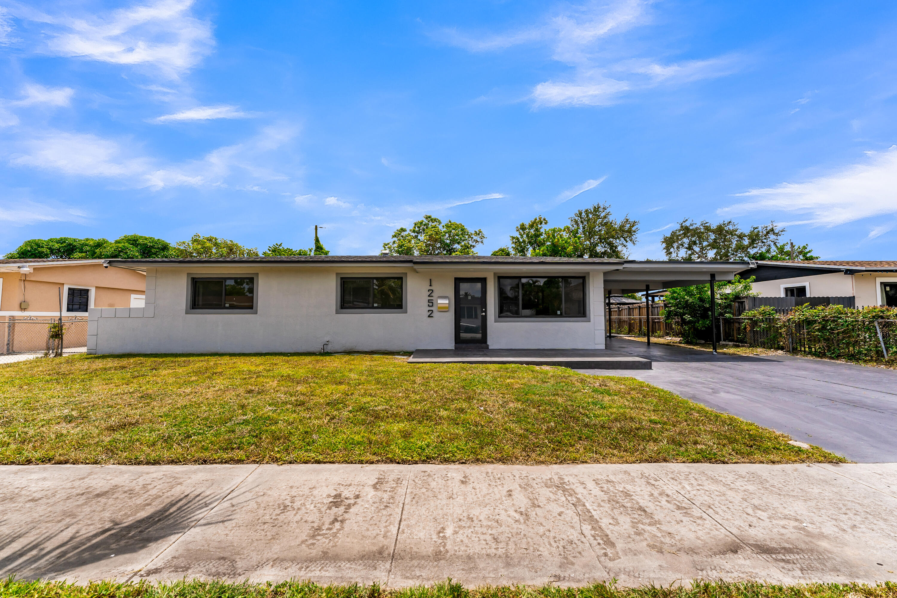 1252 NW 172ND Terrace — Photo 3