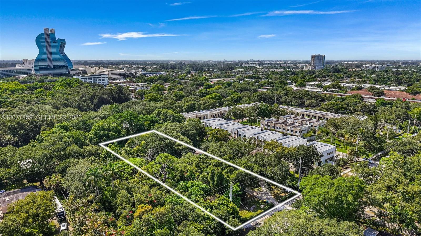 5571 SW 40th Ave, Dania Beach FL 33314