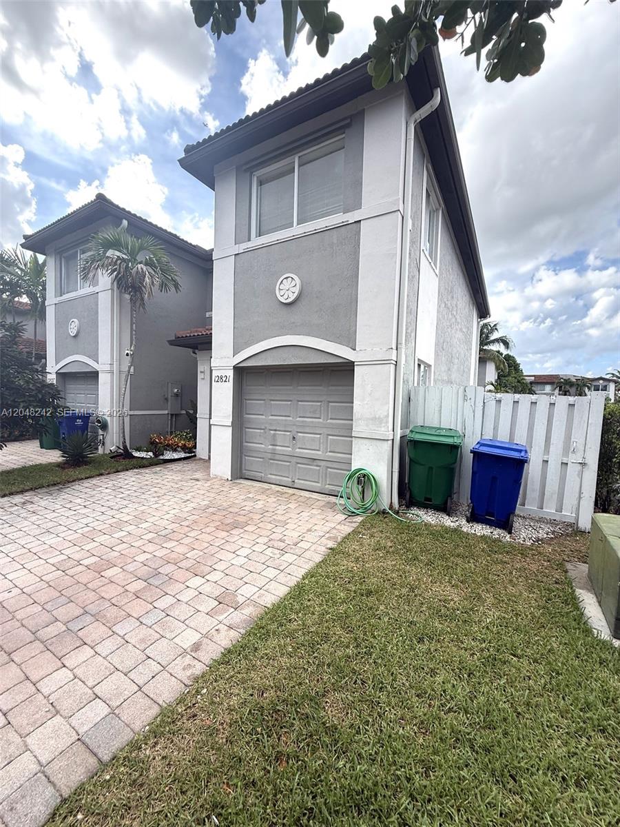 12821 SW 29th St, Miramar FL 33027