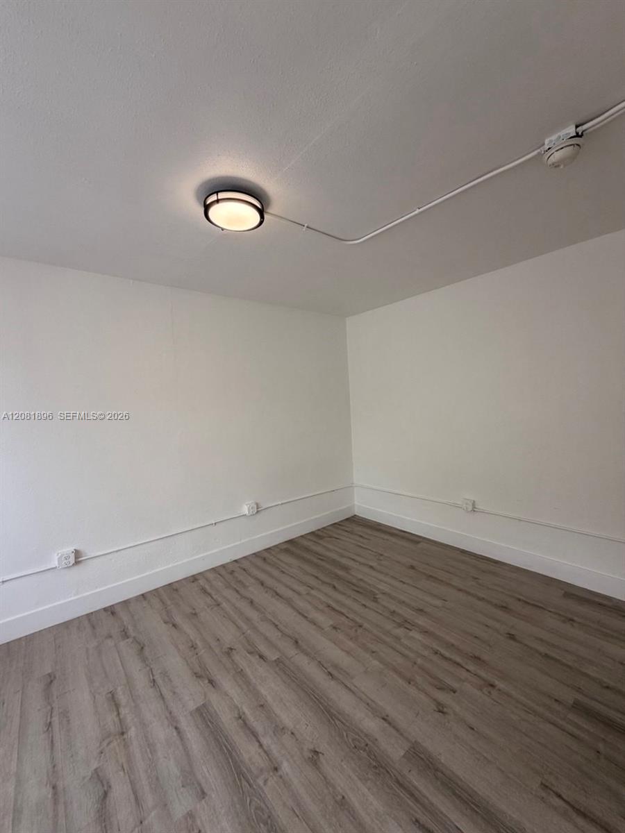 967 SW 5th St # 16 — Photo 5