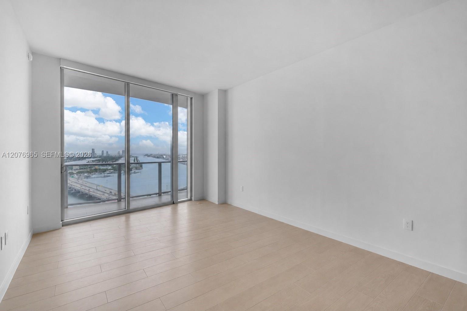 1400 Biscayne Blvd # 2305 — Photo 4