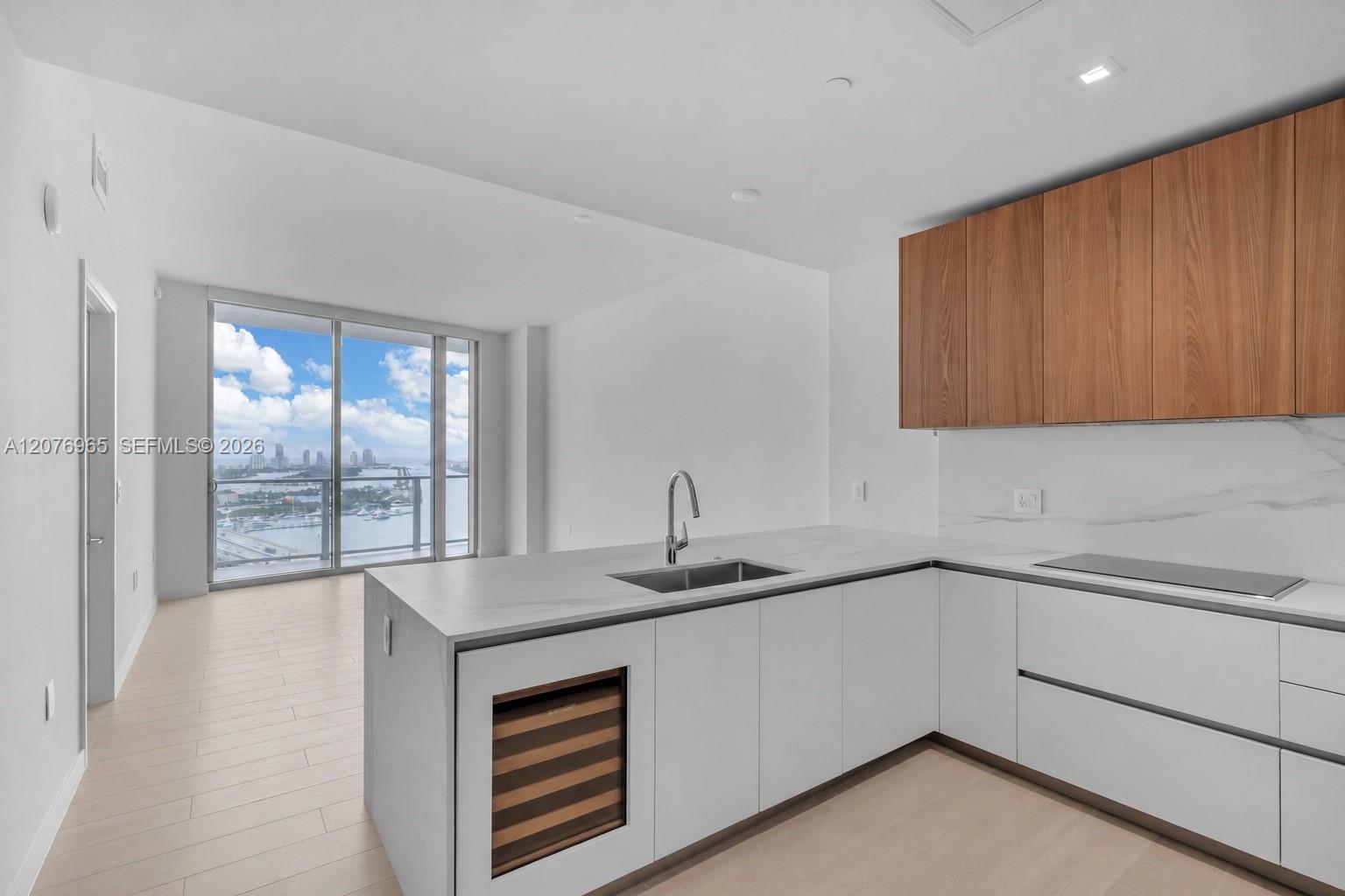 1400 Biscayne Blvd # 2305 — Photo 5