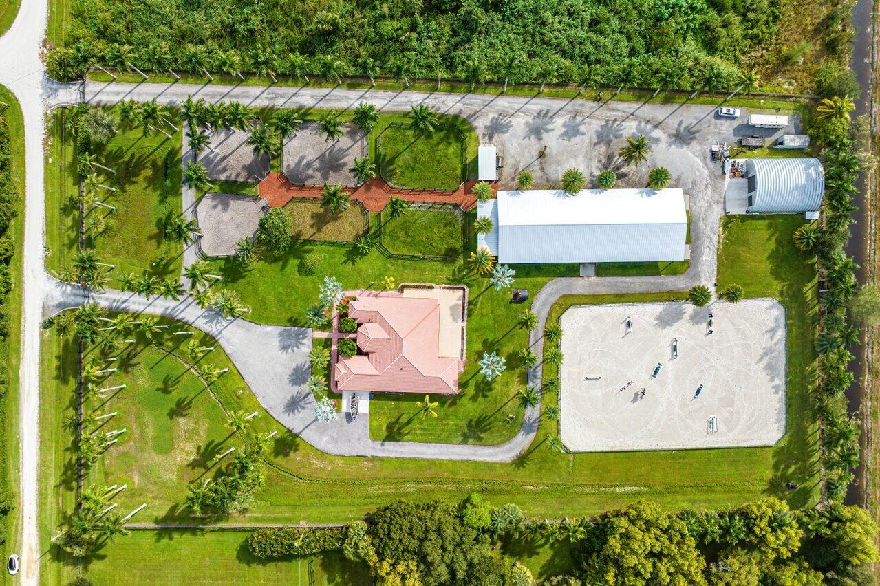 2587 Skipiks Way, Wellington FL 33470