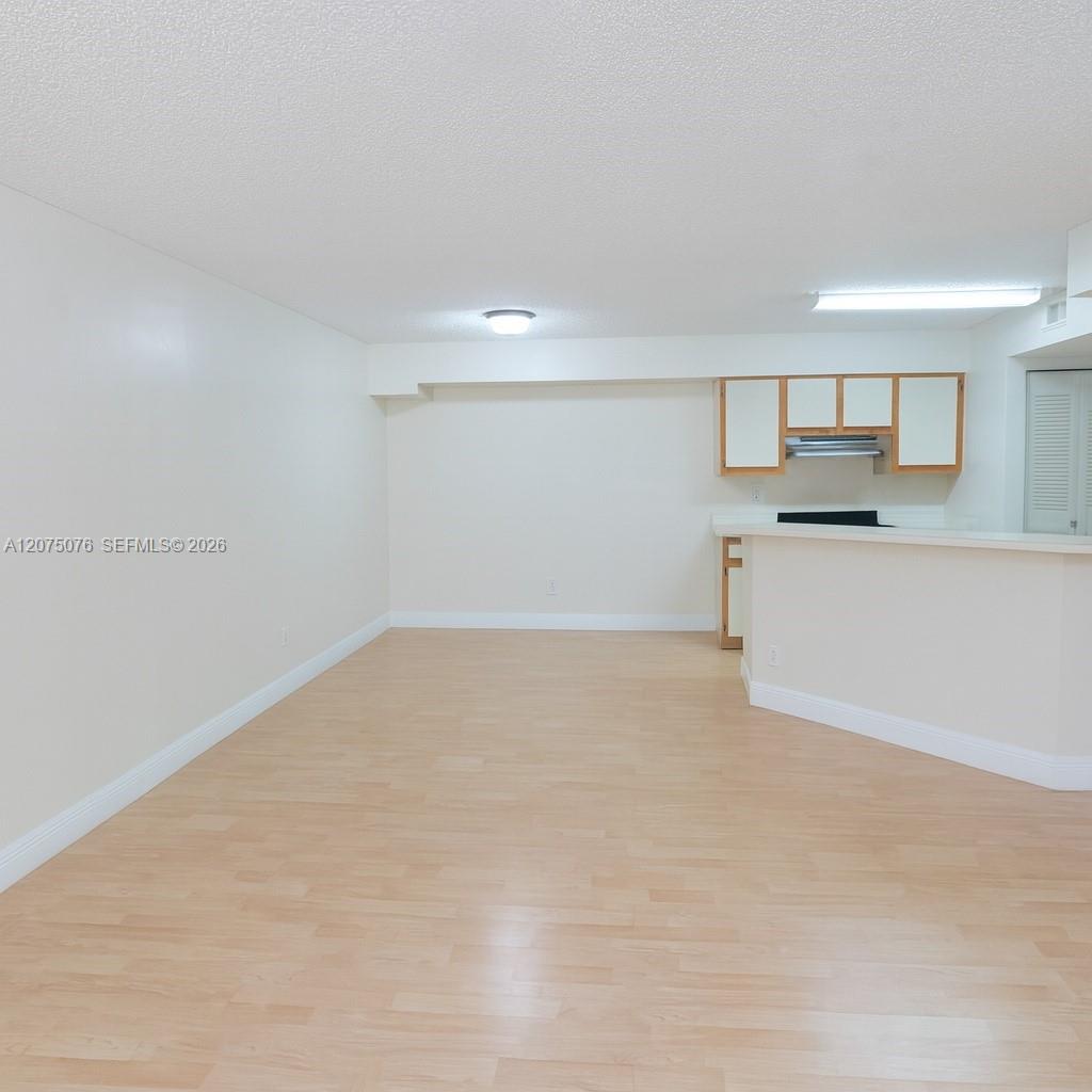9999 Summerbreeze Dr # 216 — Photo 4