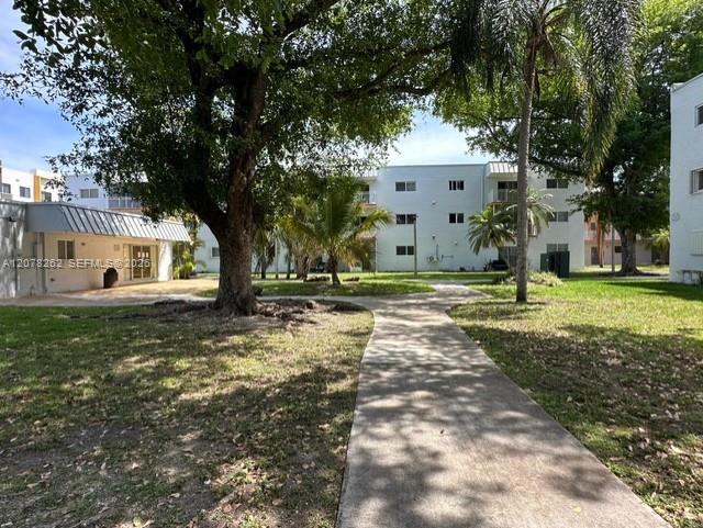 11301 SW 200th St # A — Photo 2