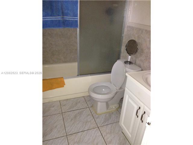 3903 SW 78th Ct # 103 — Photo 2