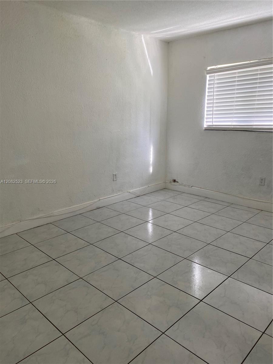 3903 SW 78th Ct # 103 — Photo 3