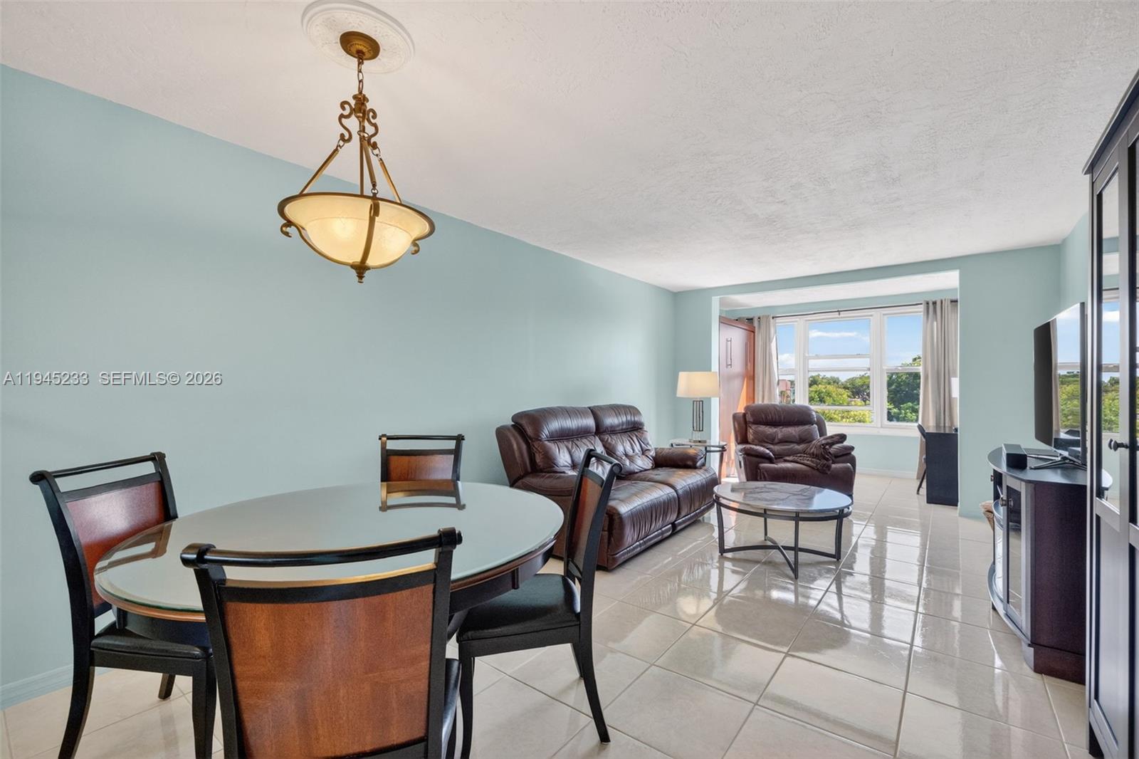 2801 Somerset Dr # 408, Lauderdale Lakes FL 33311