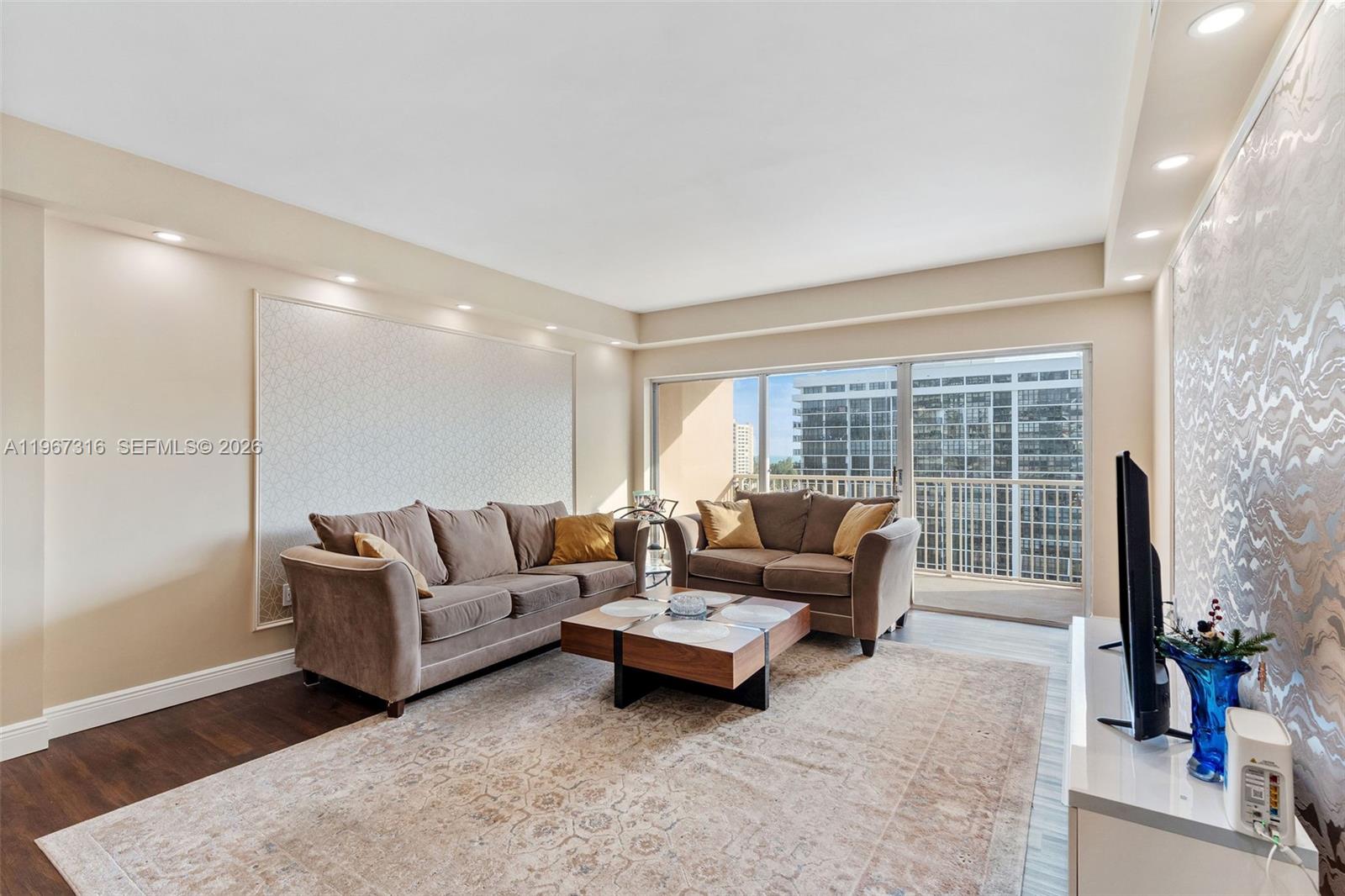 1985 S Ocean Dr # 9G, Hallandale Beach FL 33009