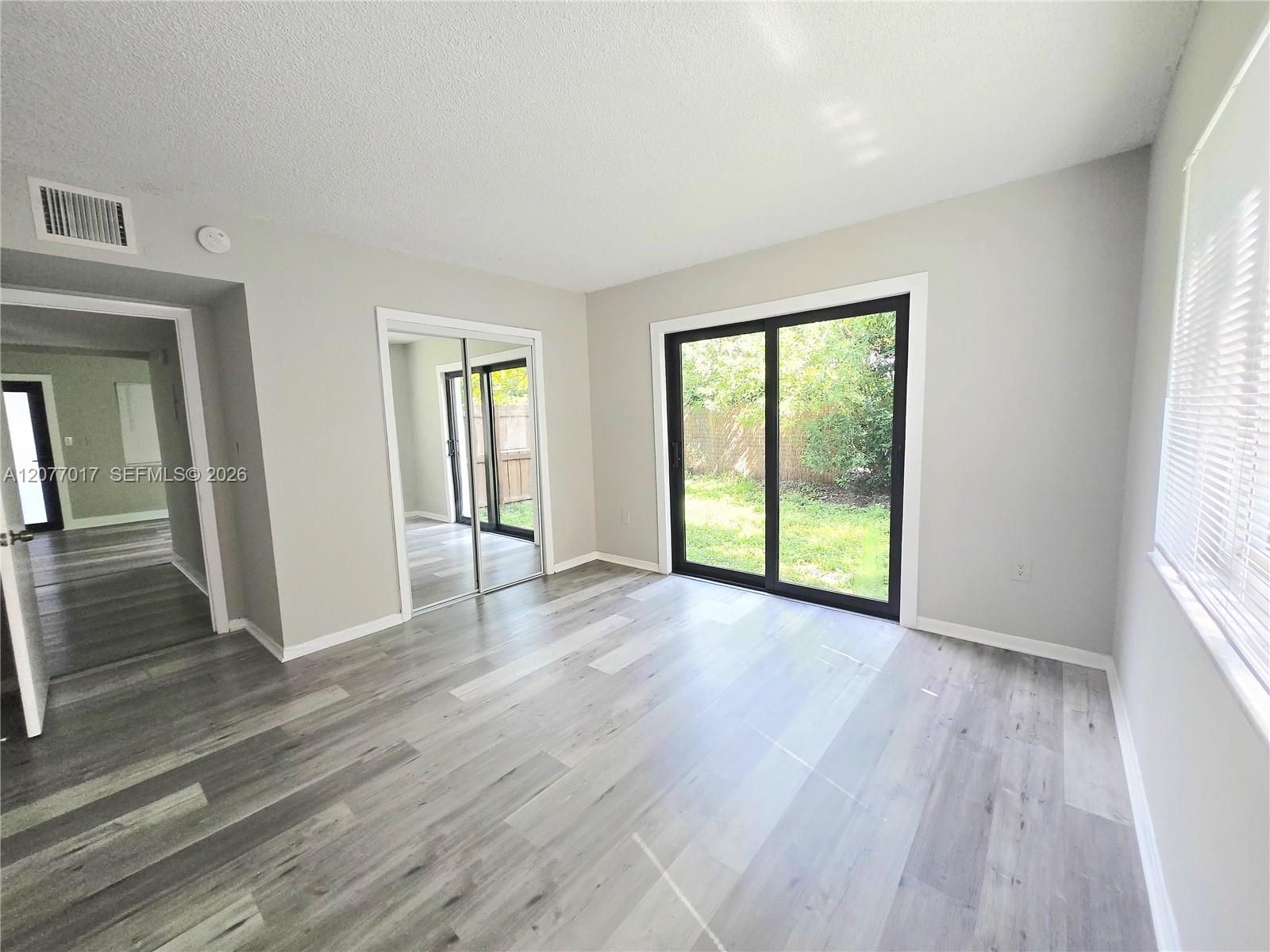 335 SW 20th St # 5 — Photo 5