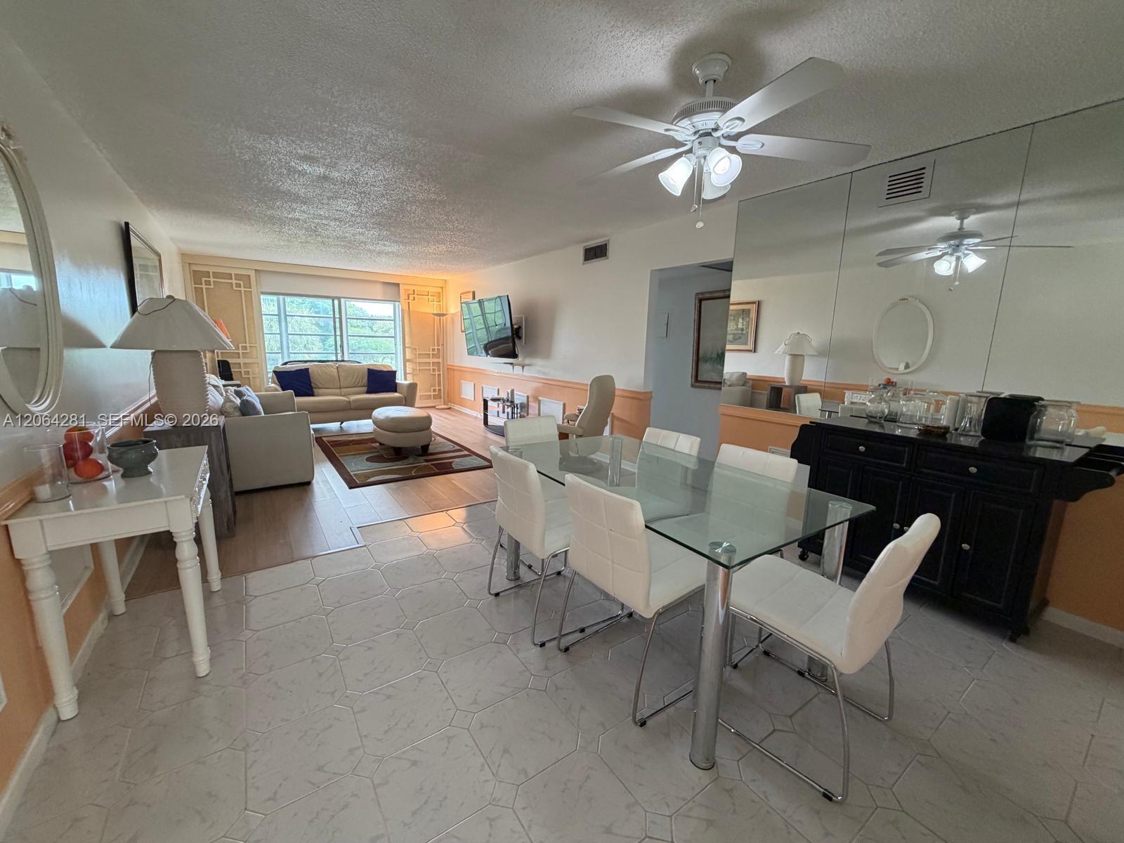 2504 Antigua Ter # H3 — Photo 2