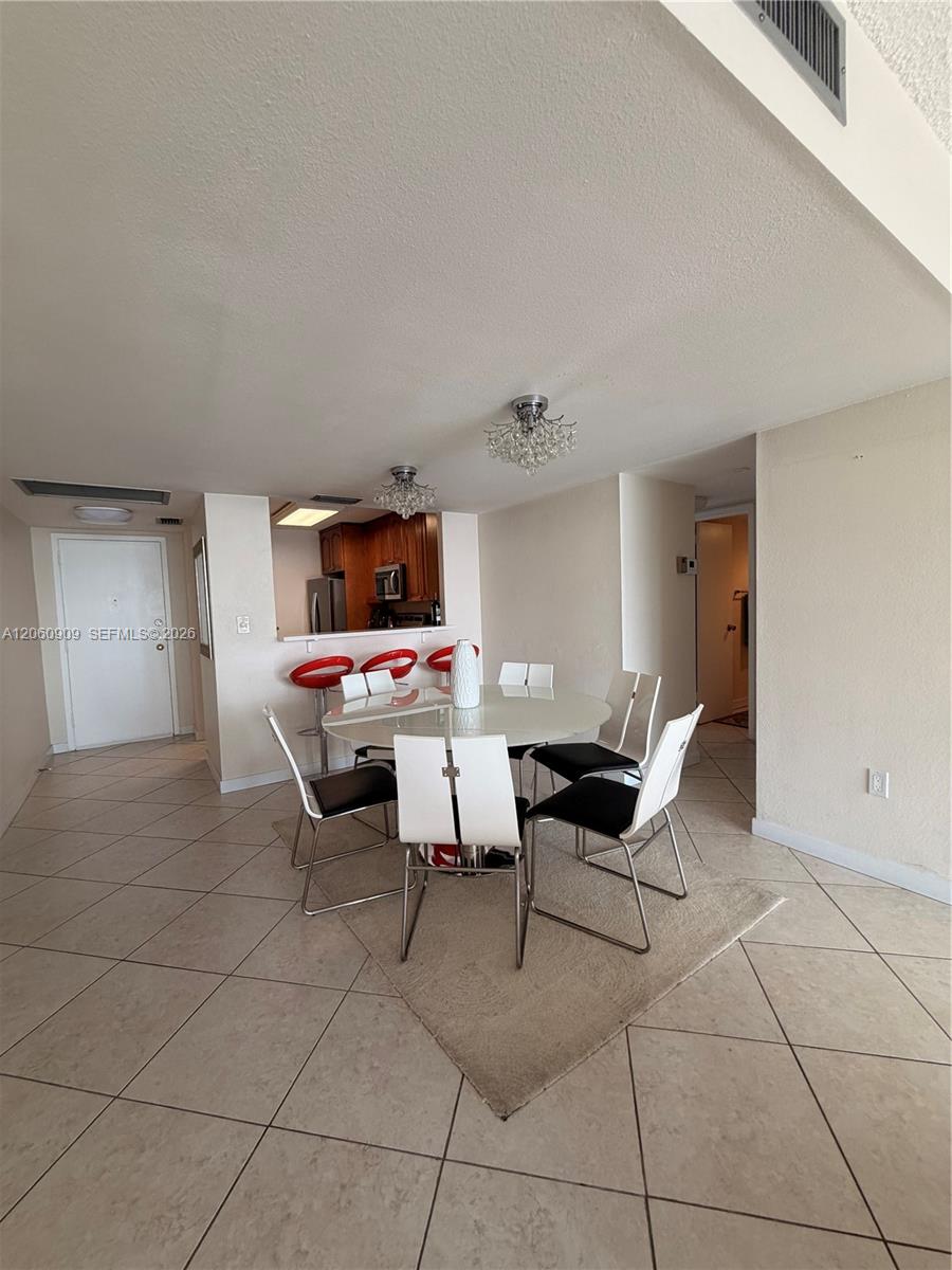 3375 N Country Club Dr # 602 — Photo 3