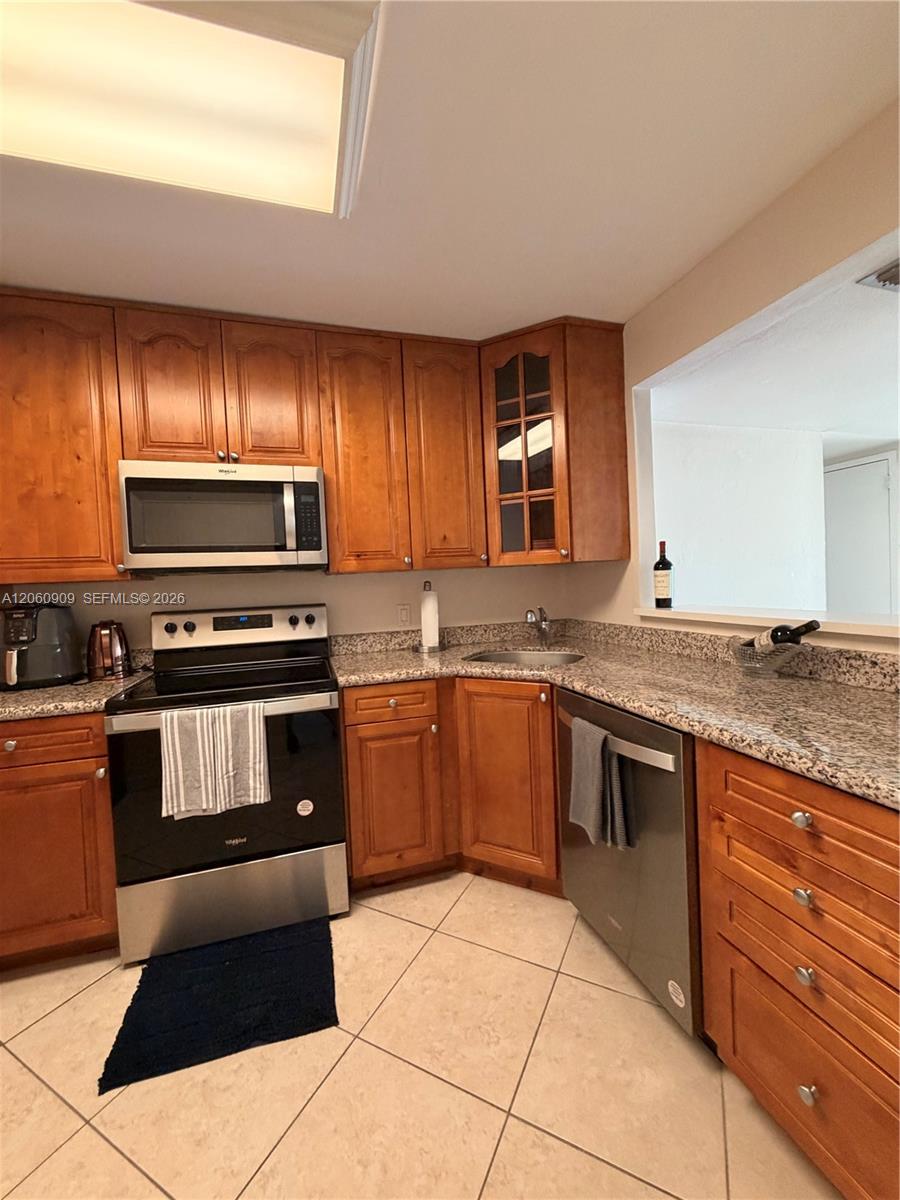 3375 N Country Club Dr # 602 — Photo 4