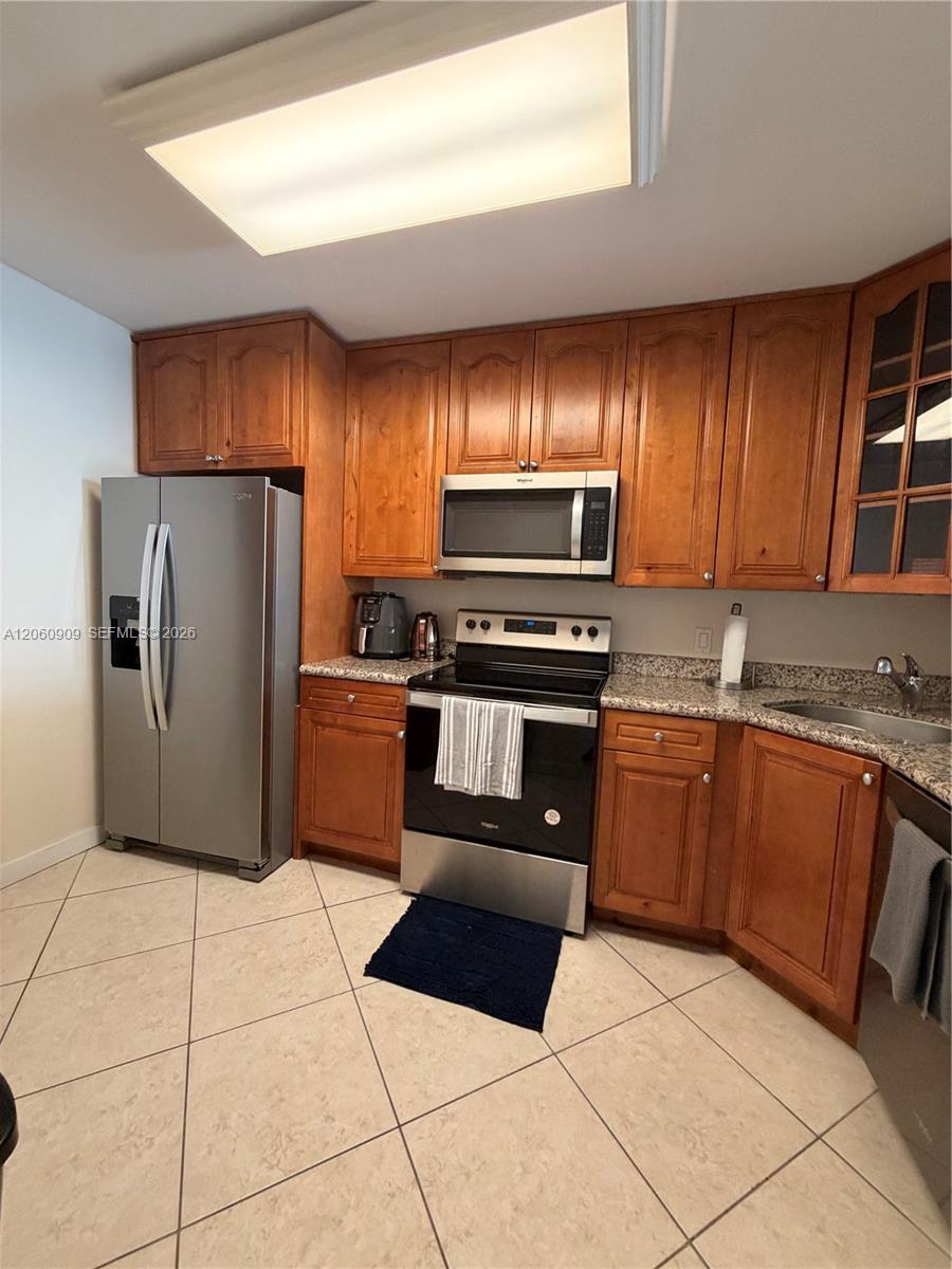 3375 N Country Club Dr # 602 — Photo 5