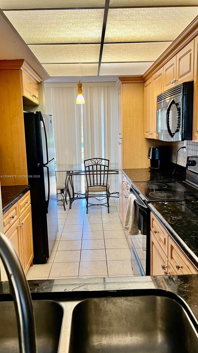 8711 SW 30th St # 106, Davie FL 33328