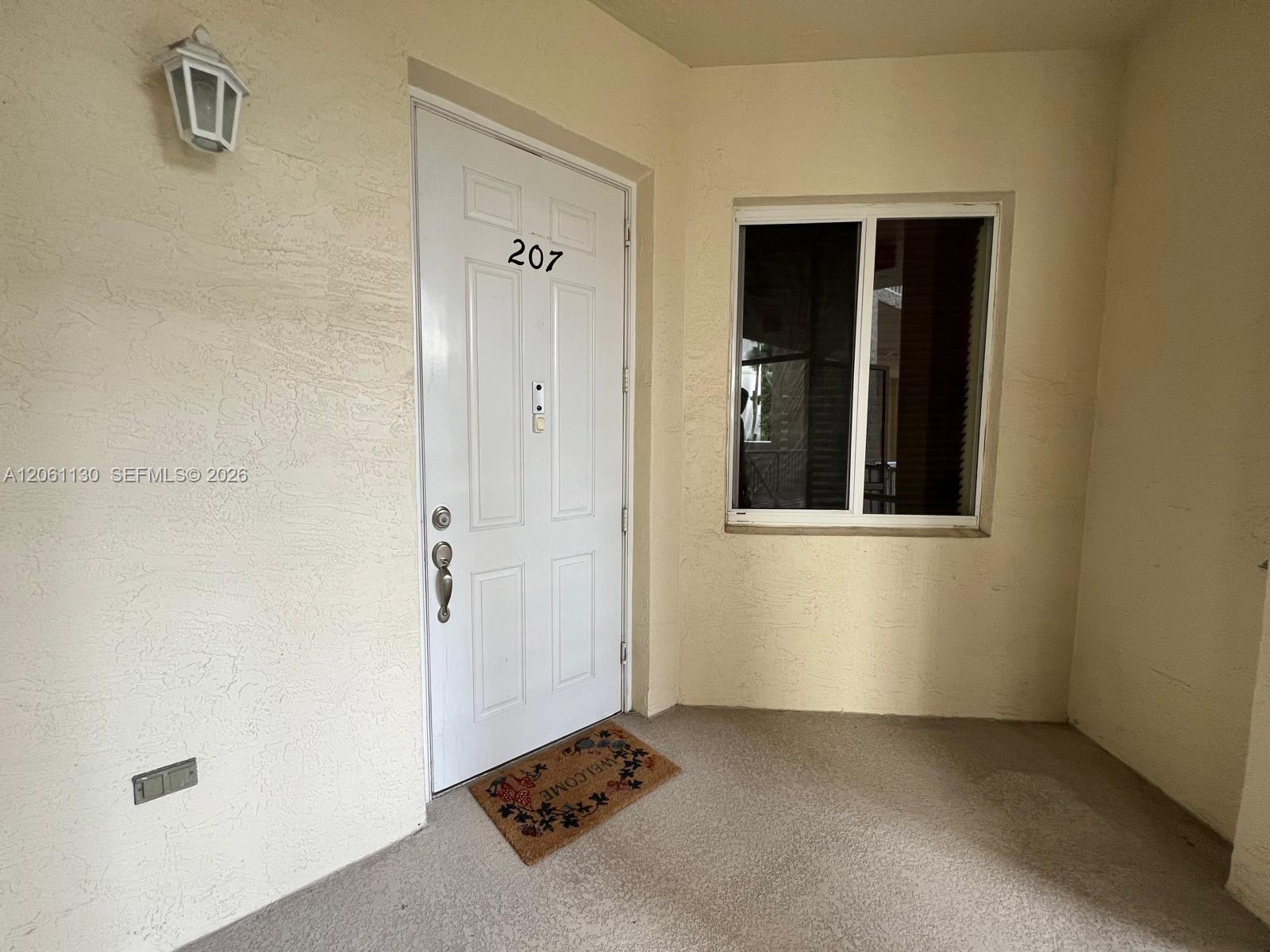 3500 Oaks Clubhouse Dr # 207 — Photo 4
