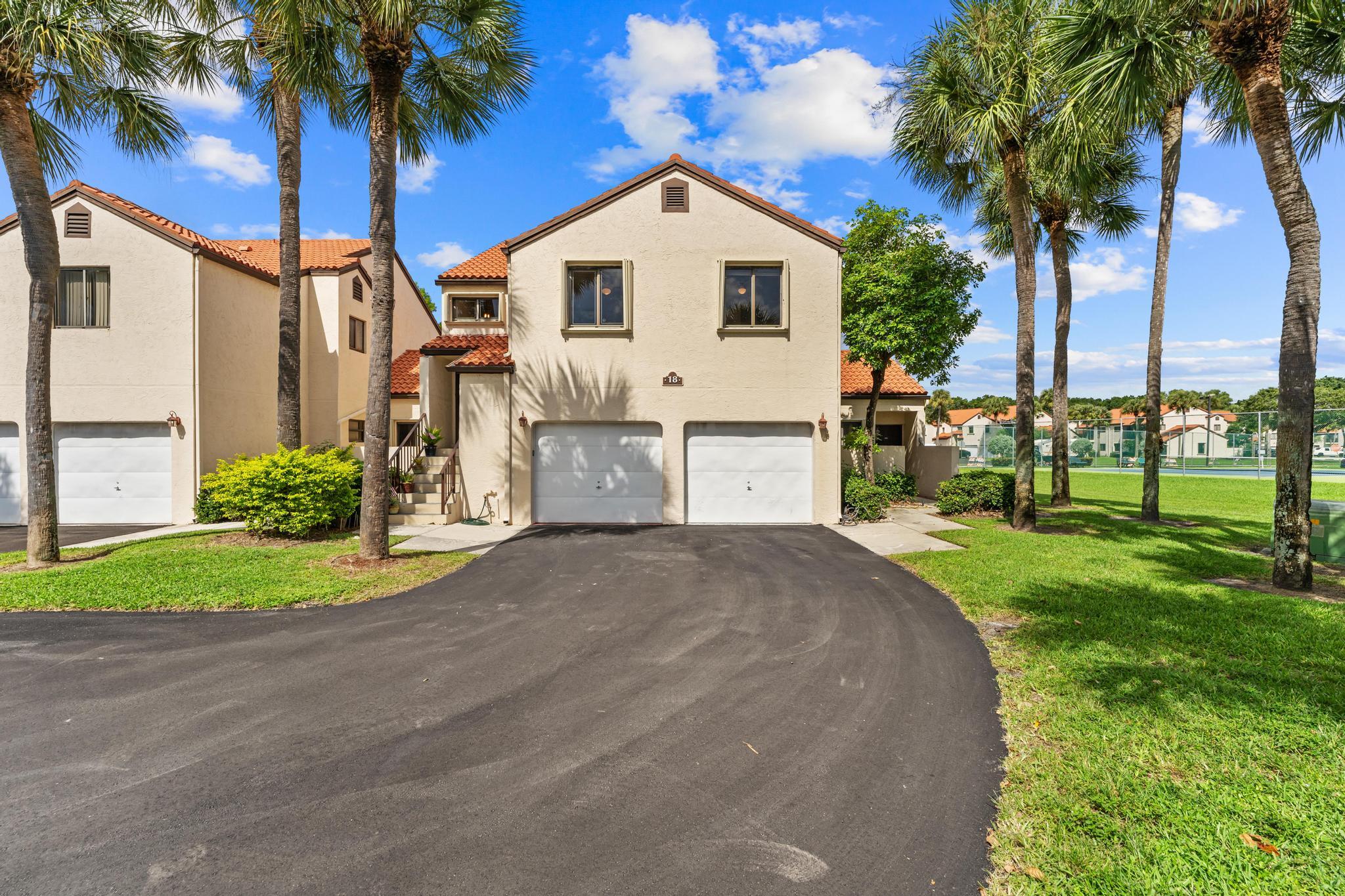 18 Vía De Casas Sur # 205, Boynton Beach FL 33426