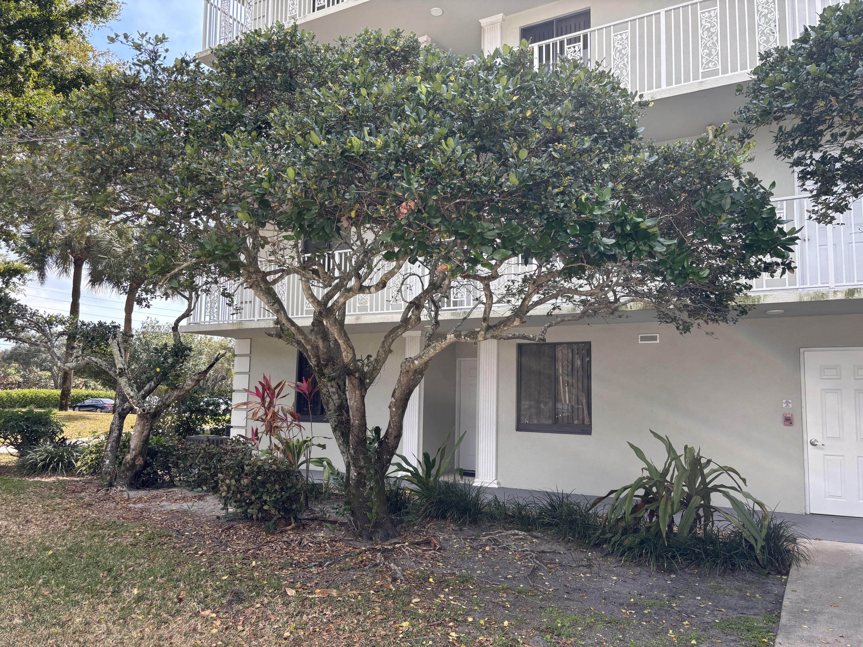 2561 Village Boulevard # 101 — Photo 3