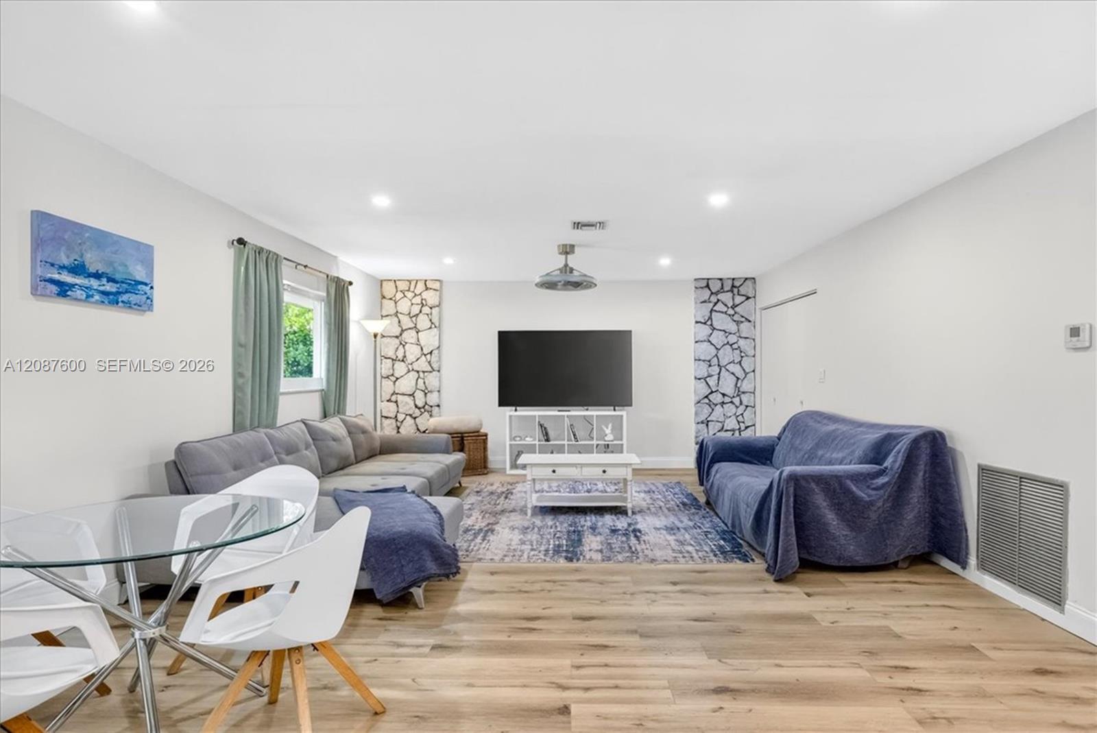 3211 Calle Largo Dr — Photo 4
