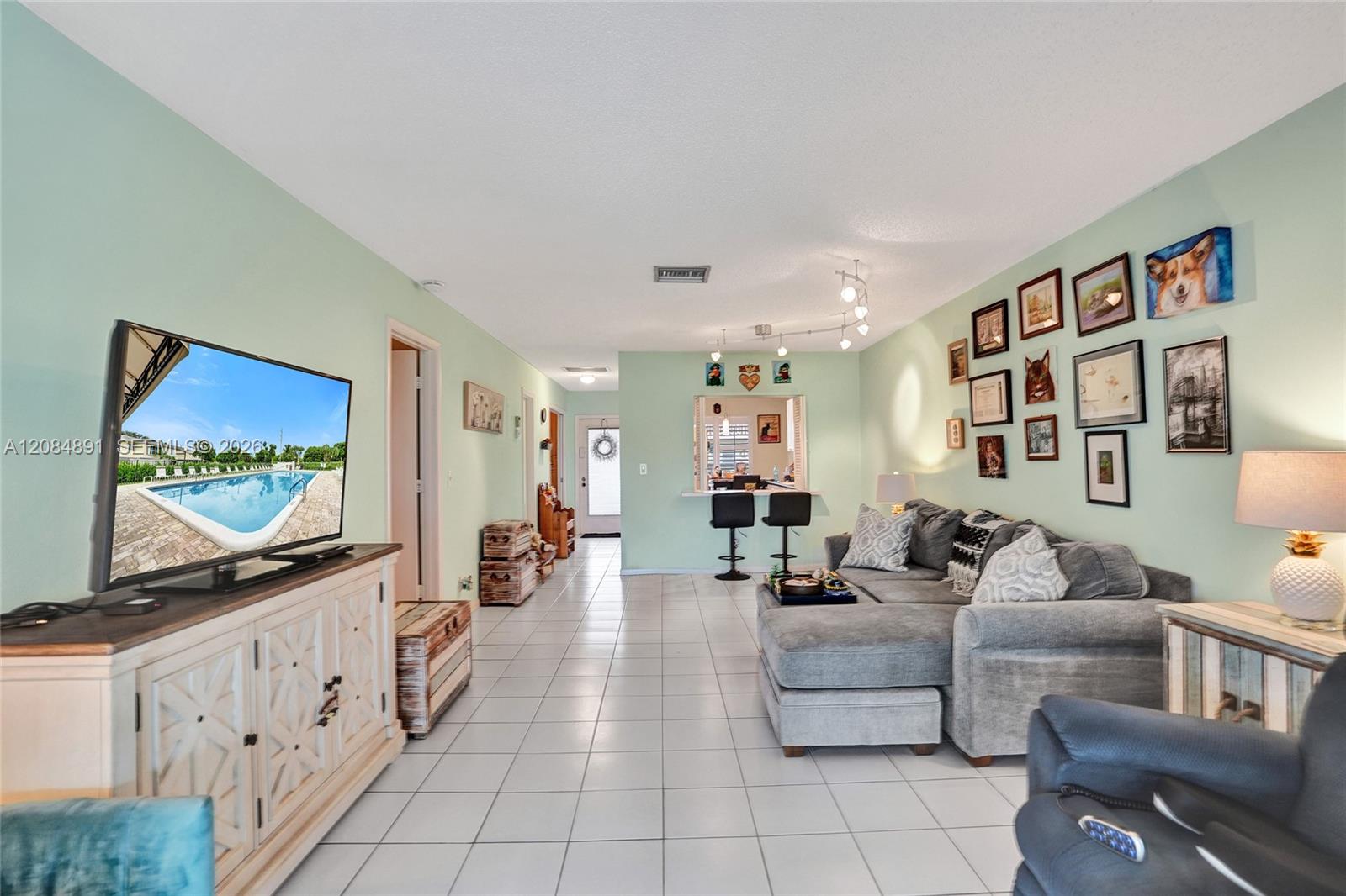 1580 NW 18th Ave # B — Photo 5