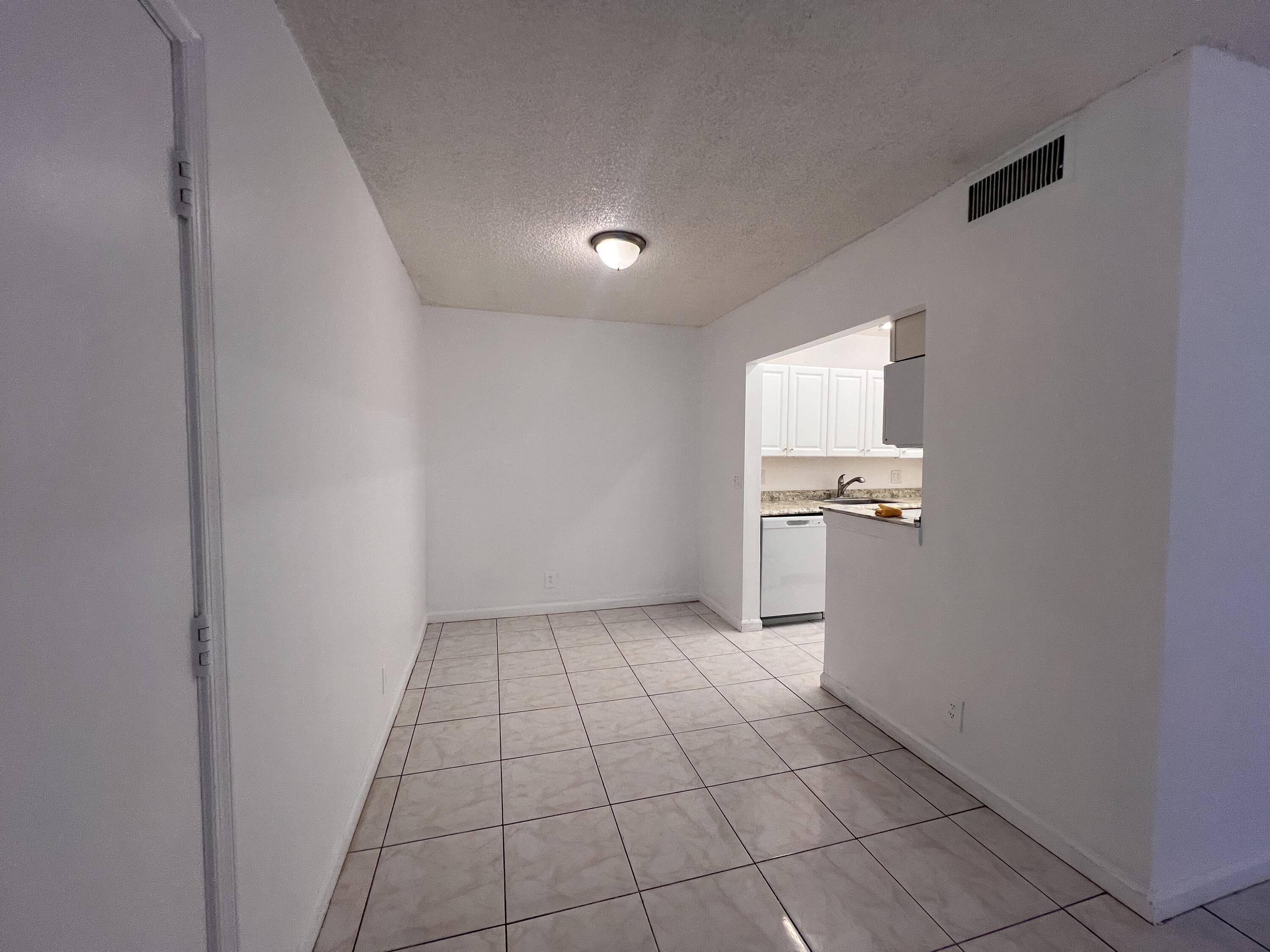1500 N CONGRESS Avenue # A5 — Photo 3