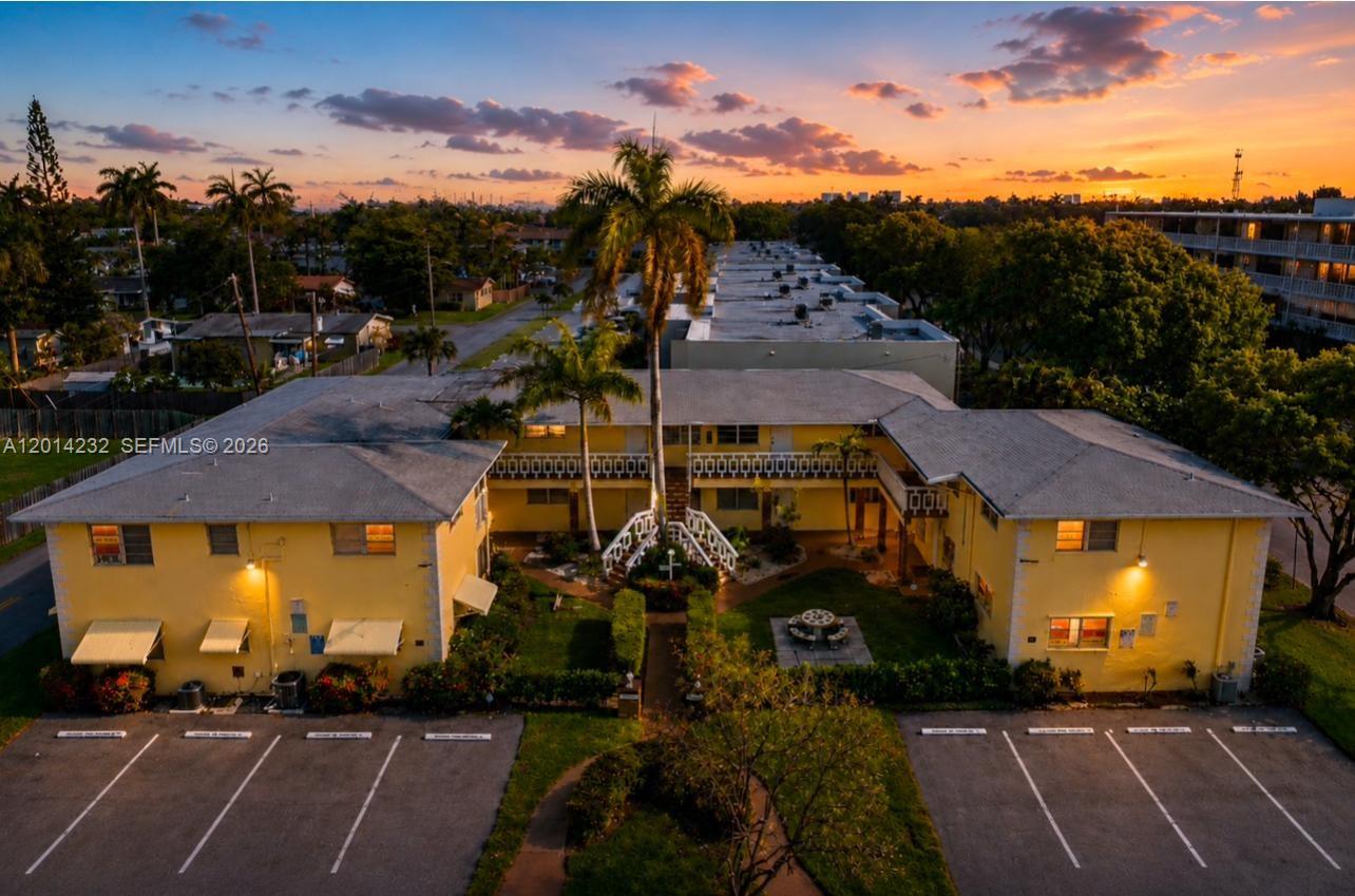 1501 Arthur St # 6, Hollywood FL 33020