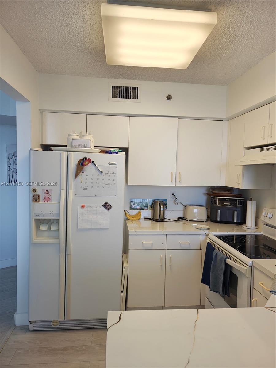 3300 NE 192nd St # 1710 — Photo 2