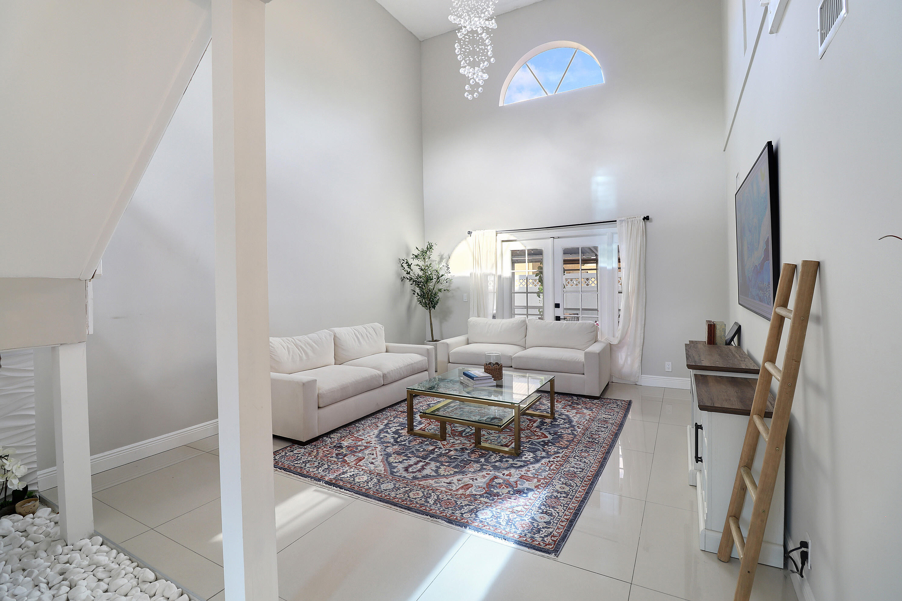 11303 Lakeview Drive # m — Photo 3