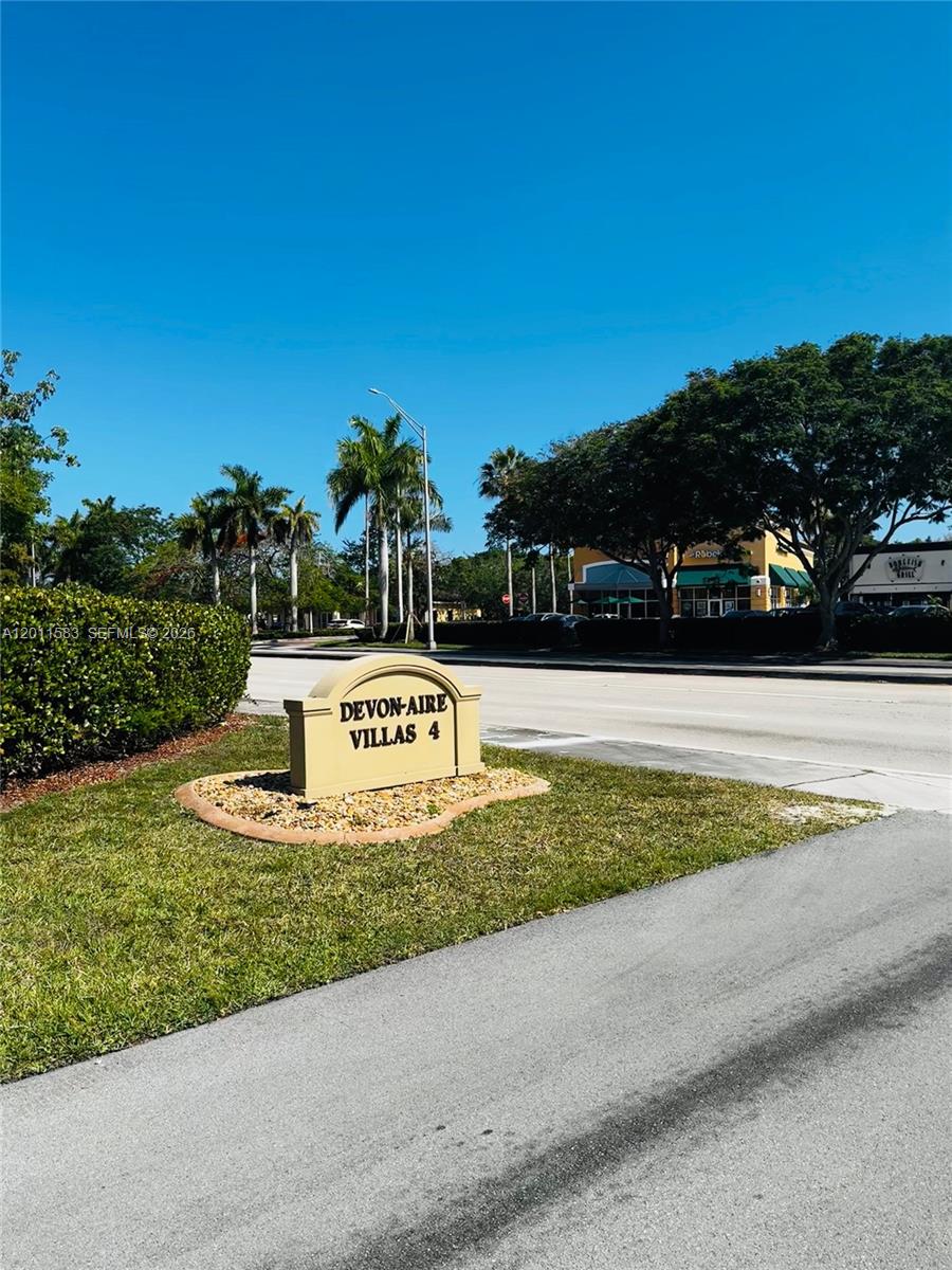 Entrance on 120th Street (3 separate access roads)
