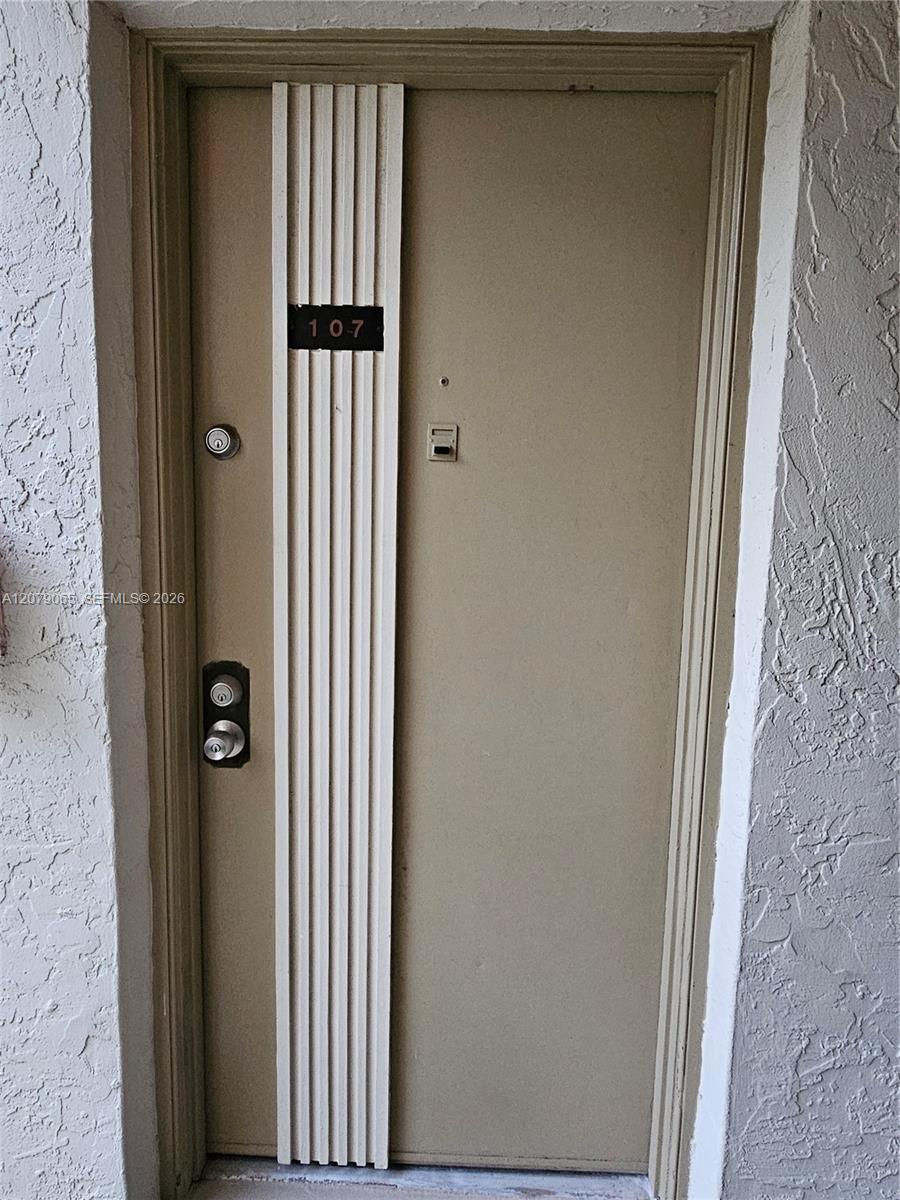 8065 SW 107th Ave # 107 — Photo 3