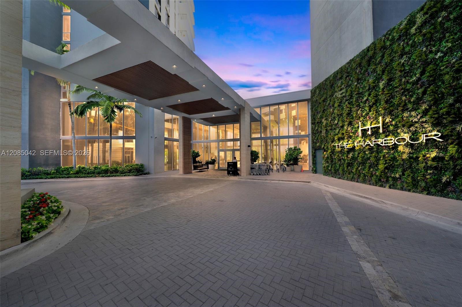 16385 Biscayne Blvd # 2707 — Photo 3