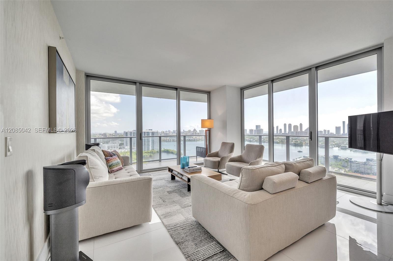 16385 Biscayne Blvd # 2707 — Photo 5